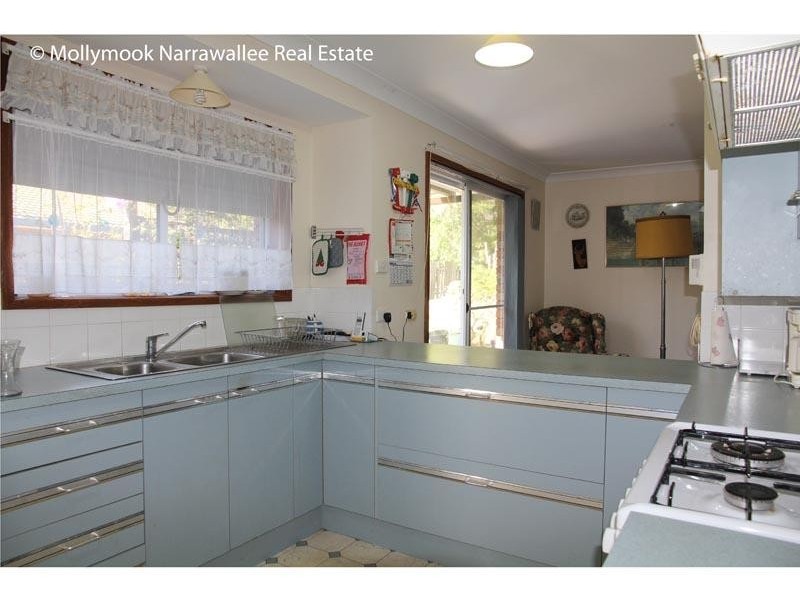 13 Rosella Ave, Mollymook NSW 2539