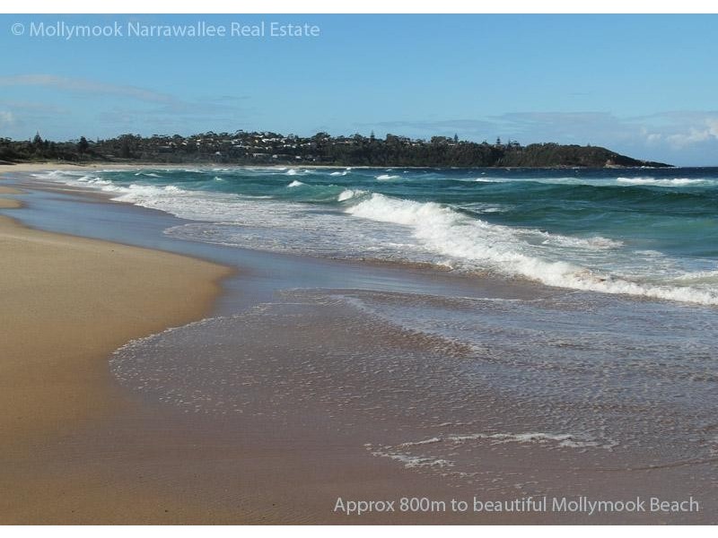 13 Rosella Ave, Mollymook NSW 2539