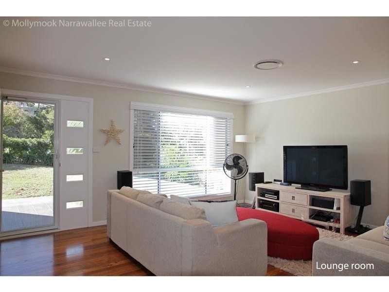 31 Bannister Head Rd, Mollymook NSW 2539