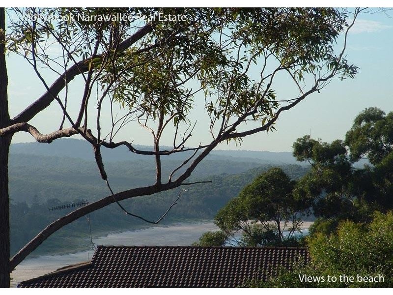 22 Bannister Head Rd, Mollymook Beach NSW 2539