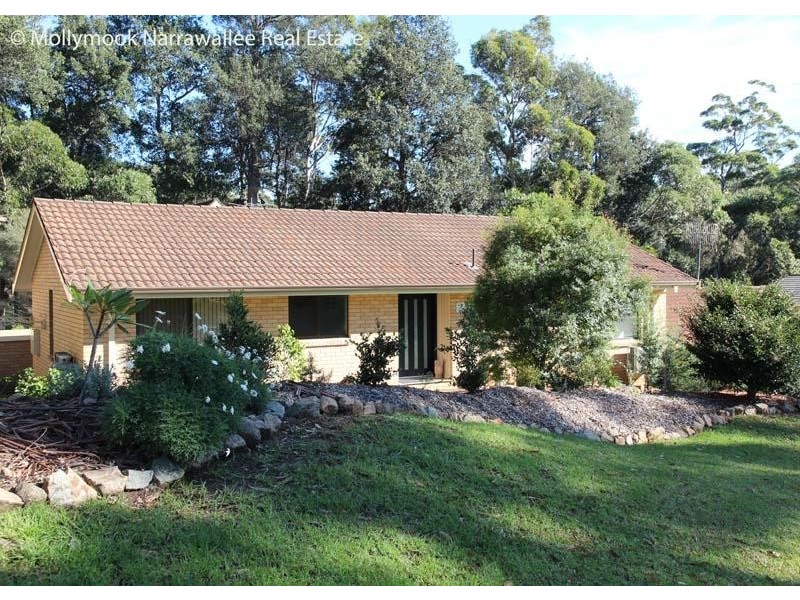 2/30 Augusta Pl, Mollymook NSW 2539