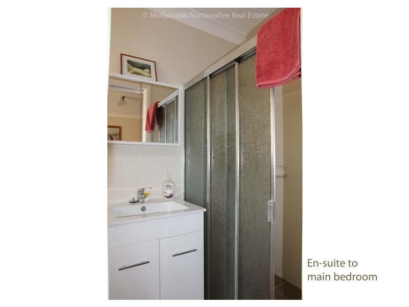 2/30 Augusta Pl, Mollymook NSW 2539