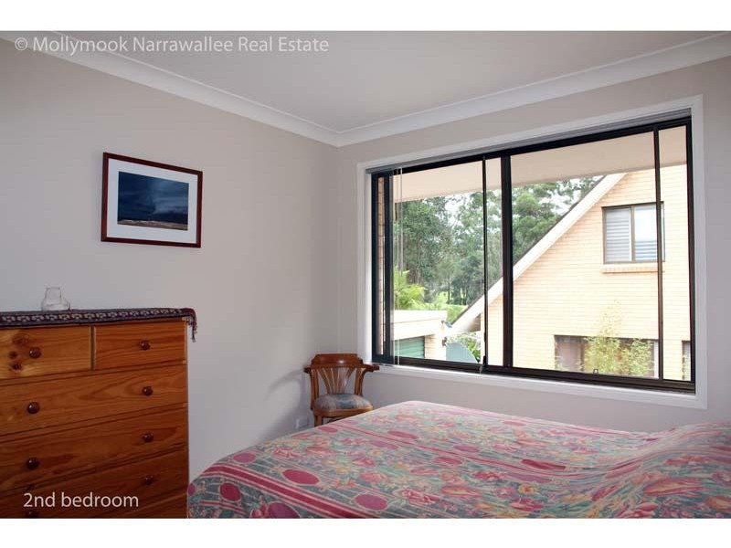2/30 Augusta Pl, Mollymook NSW 2539