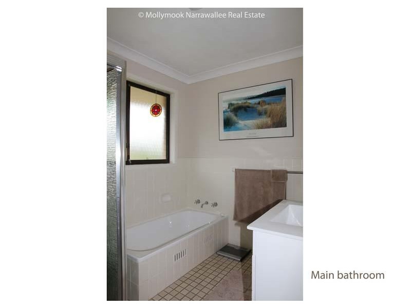 2/30 Augusta Pl, Mollymook NSW 2539