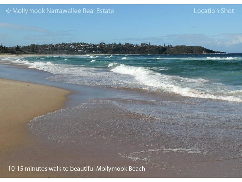 2/30 Augusta Pl, Mollymook NSW 2539