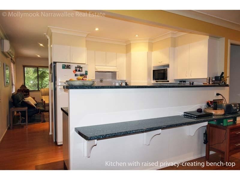 24 Manning Ave, Narrawallee NSW 2539