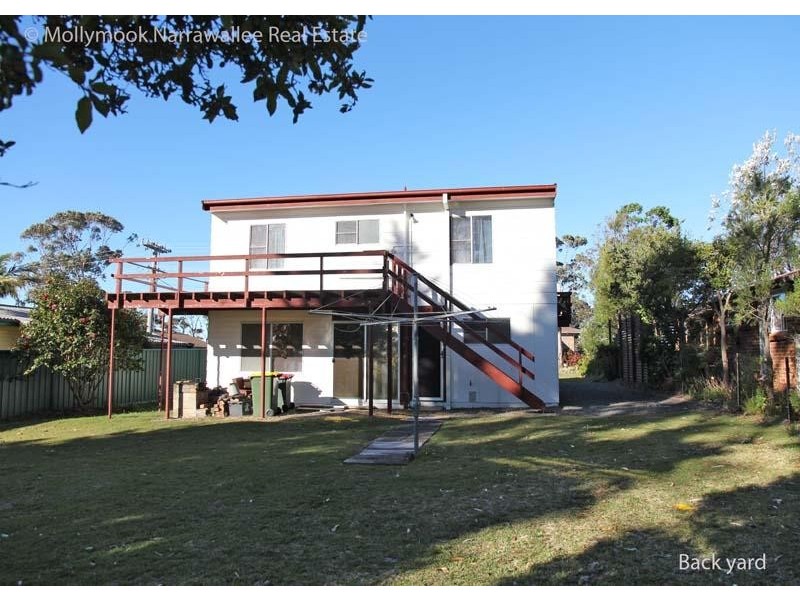 111 Matron Porter Dr, Narrawallee NSW 2539