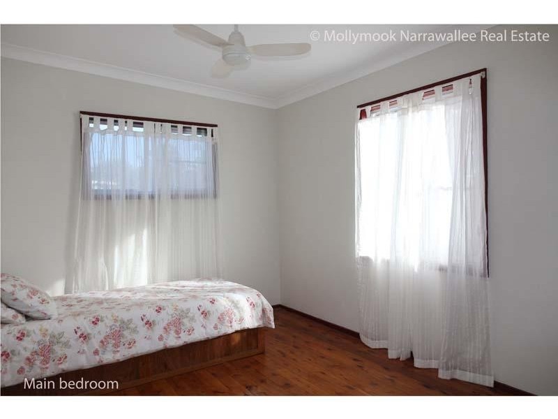 111 Matron Porter Dr, Narrawallee NSW 2539