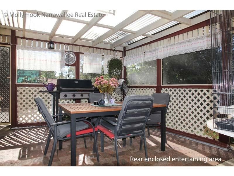 98 Leo Dr, Narrawallee NSW 2539