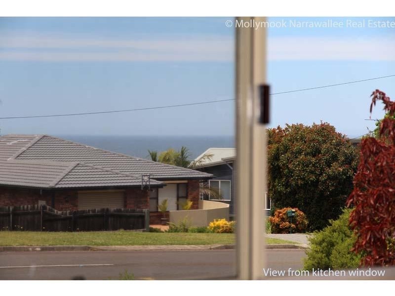 33 Garside Rd, Mollymook NSW 2539