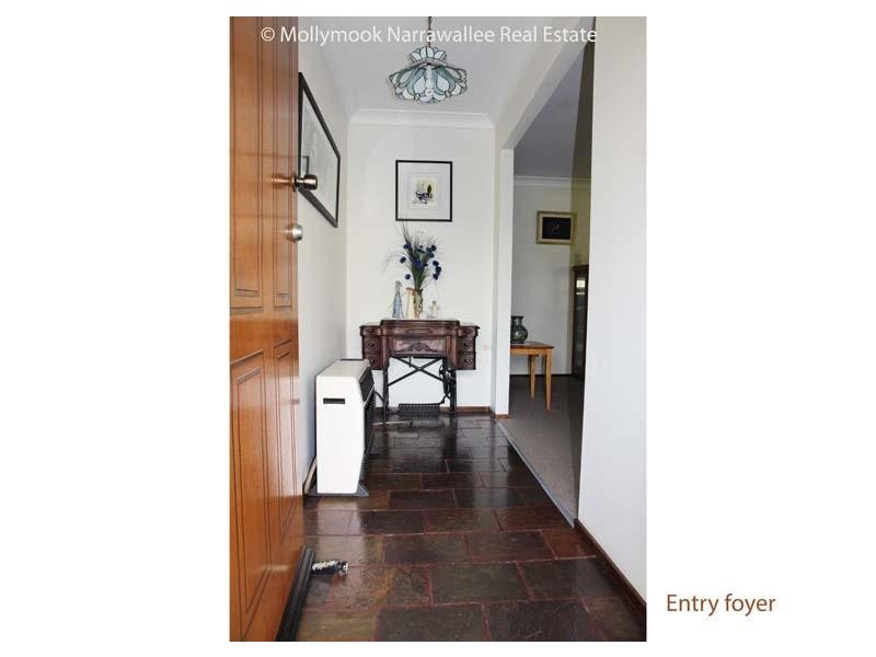 115 Leo Dr, Narrawallee NSW 2539