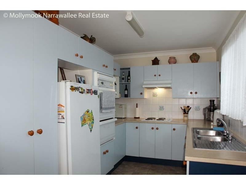 115 Leo Dr, Narrawallee NSW 2539