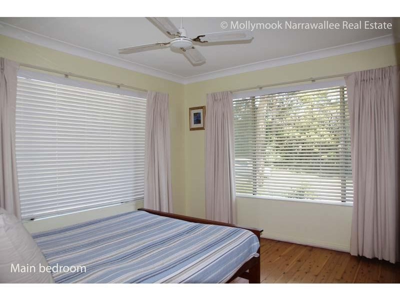 20 Ilett St, Mollymook NSW 2539
