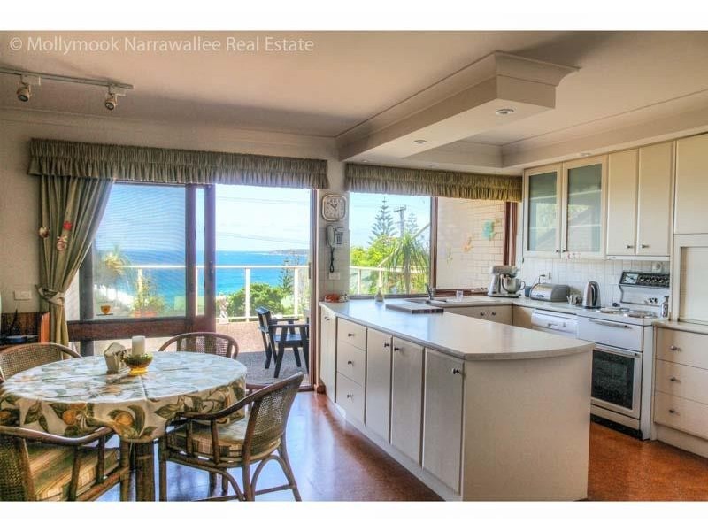 151 Mitchell Pde, Mollymook Beach NSW 2539