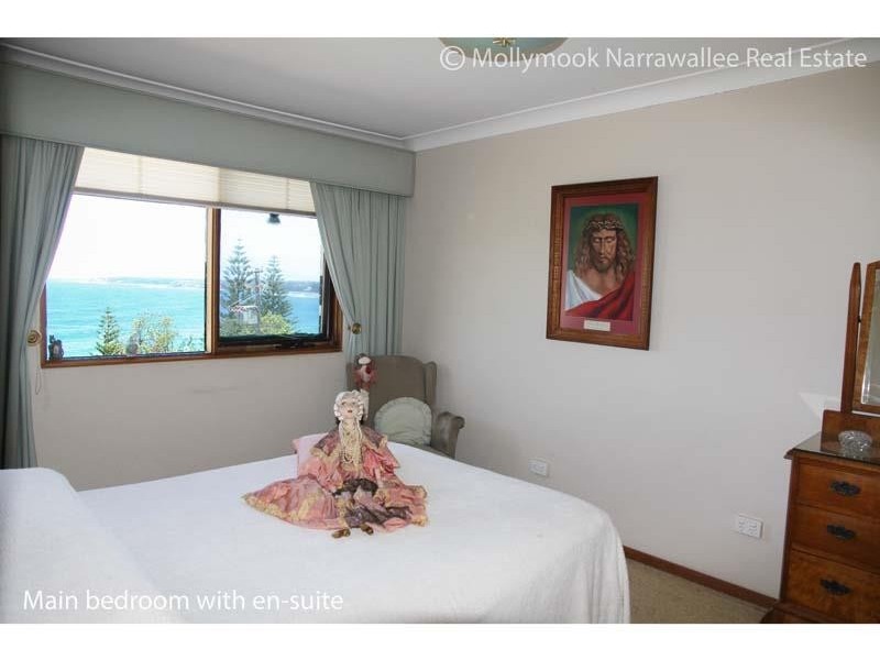 151 Mitchell Pde, Mollymook Beach NSW 2539