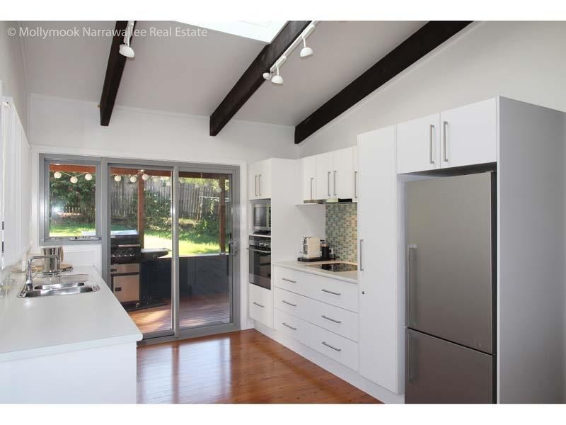 5 Park View Pde, Mollymook Beach NSW 2539