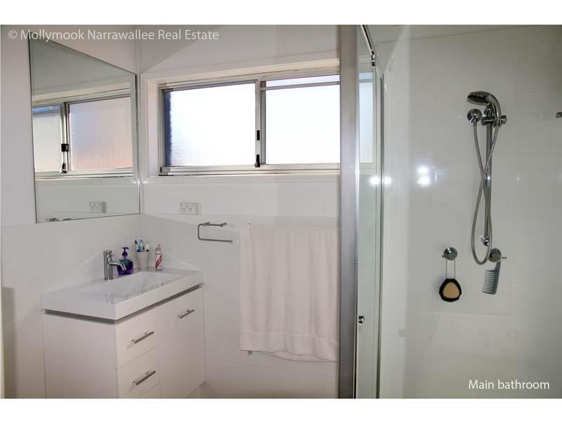 5 Park View Pde, Mollymook Beach NSW 2539