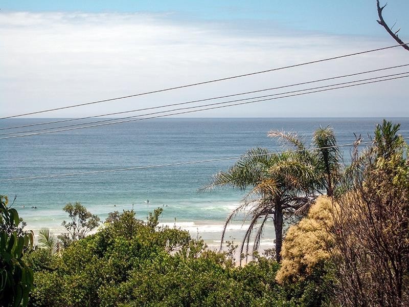 16 Booth Ave, Narrawallee NSW 2539