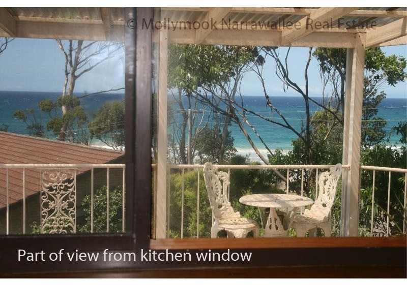 16 Booth Ave, Narrawallee NSW 2539