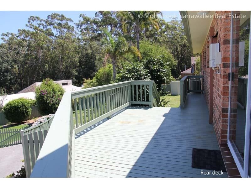 9 Valley Dr, Mollymook Beach NSW 2539