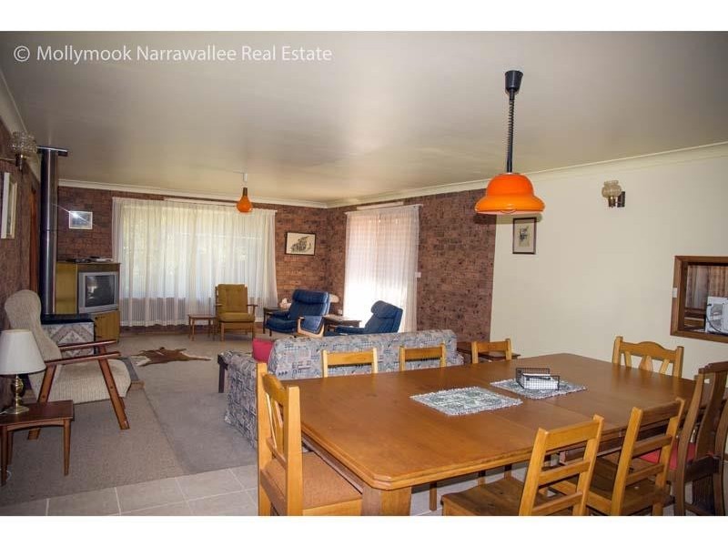 42 Bangalow St, Narrawallee NSW 2539