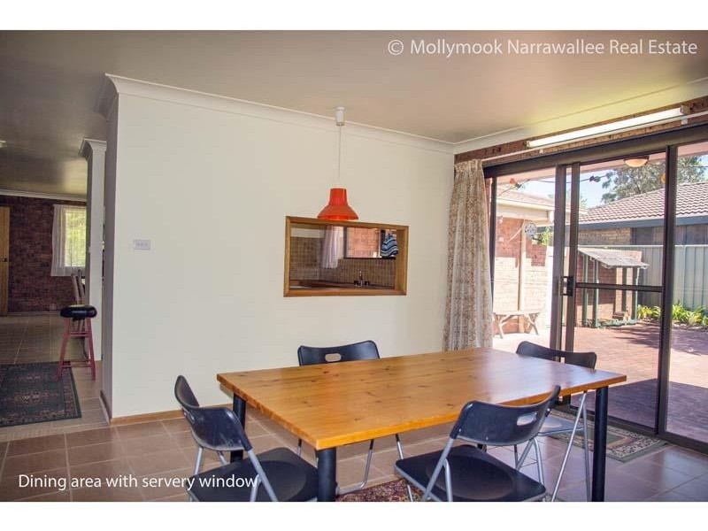 42 Bangalow St, Narrawallee NSW 2539