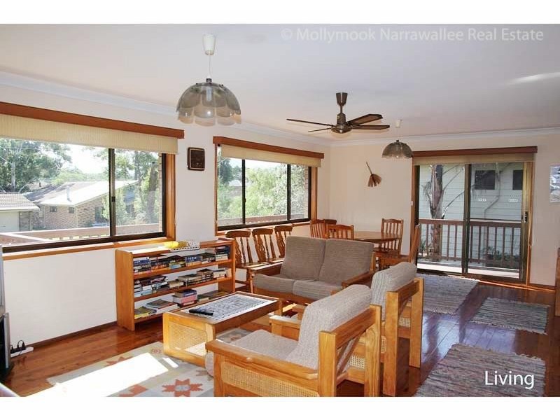 18 Normandy St, Narrawallee NSW 2539