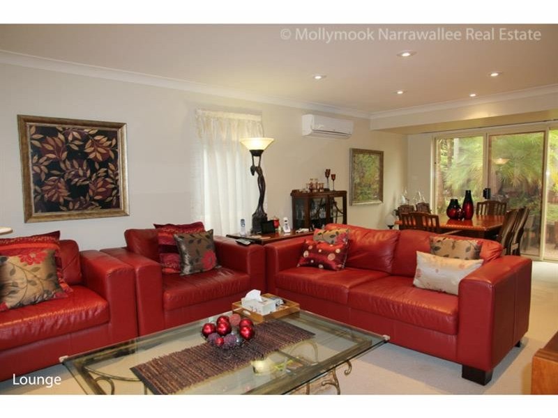 22 Scorpio Gr, Narrawallee NSW 2539