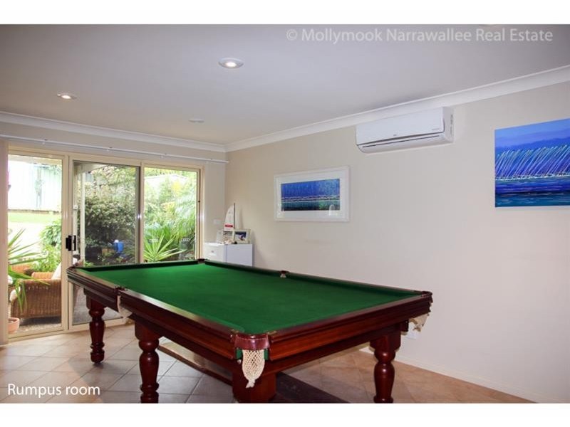 22 Scorpio Gr, Narrawallee NSW 2539