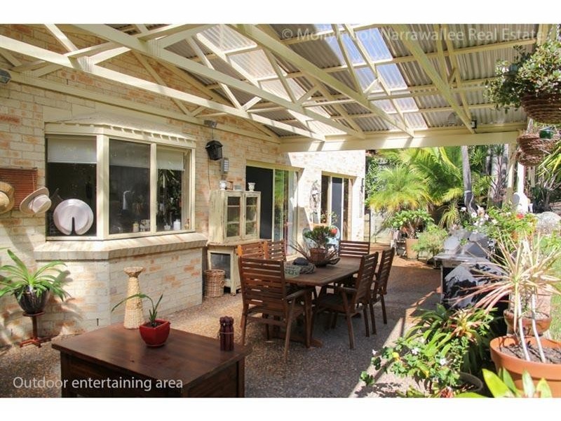 22 Scorpio Gr, Narrawallee NSW 2539