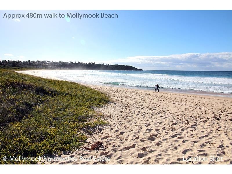 5 Latta St, Mollymook Beach NSW 2539