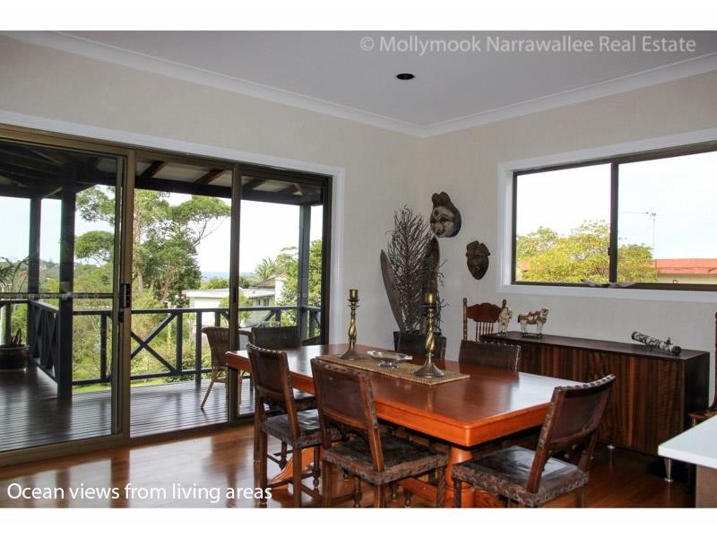6 North East Pl, Mollymook Beach NSW 2539