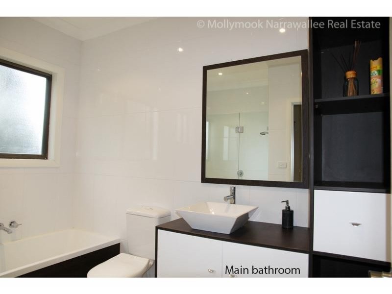 6 North East Pl, Mollymook Beach NSW 2539
