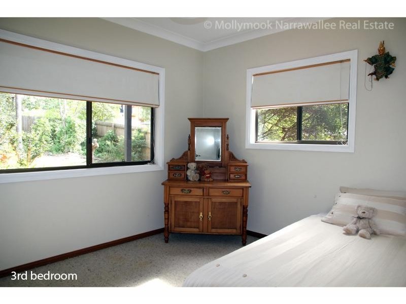6 North East Pl, Mollymook Beach NSW 2539