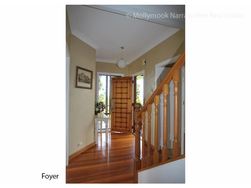 6 North East Pl, Mollymook Beach NSW 2539