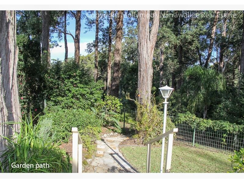 33 Clyde  St, Mollymook Beach NSW 2539