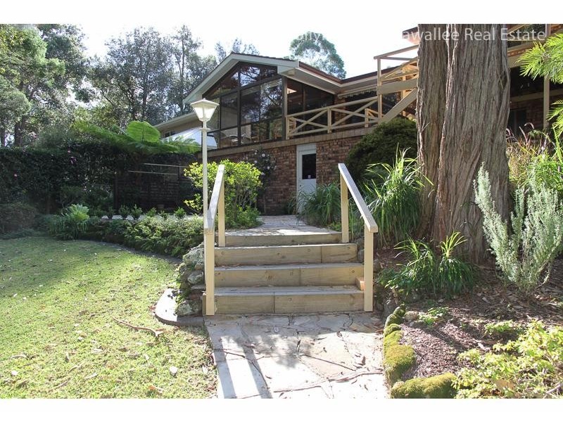 33 Clyde  St, Mollymook Beach NSW 2539