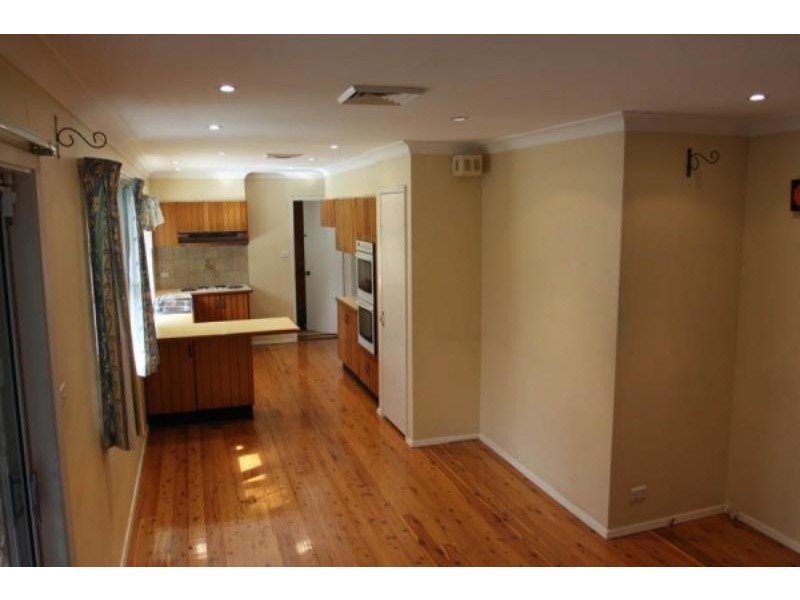 6 Hillside Pl, West Pennant Hills NSW 2125