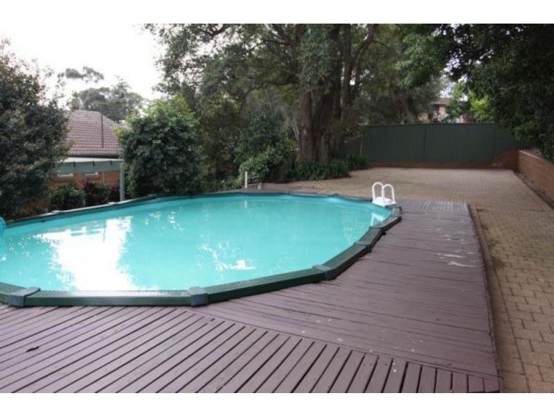 6 Hillside Pl, West Pennant Hills NSW 2125