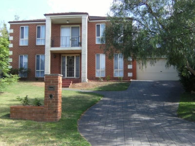 15 Freycinet Cl, Dural NSW 2158