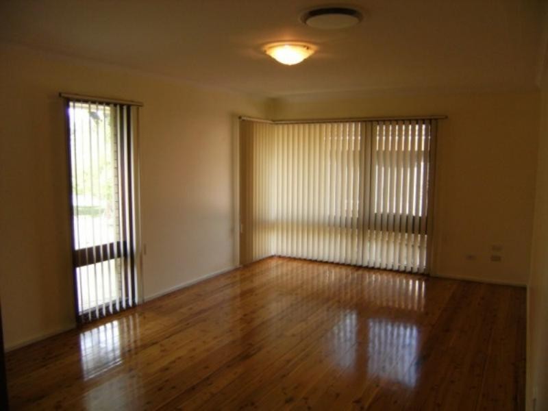 15 Gordon Ave, Castle Hill NSW 2154