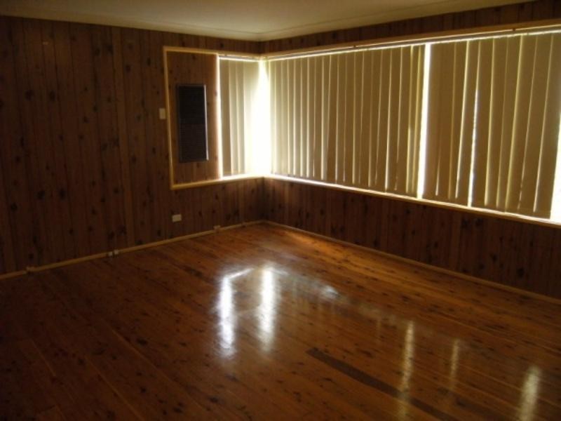 187 Canberra St, St Marys NSW 2760