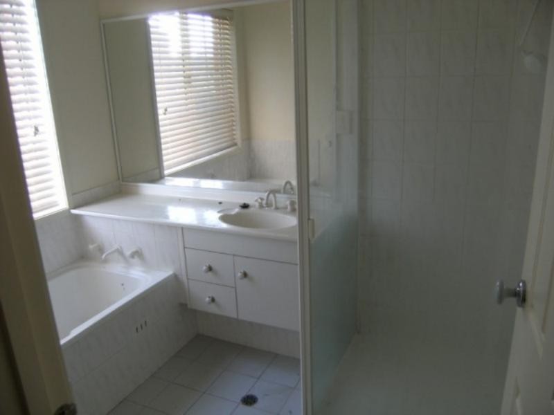 3 Somerset Way, Castle Hill NSW 2154