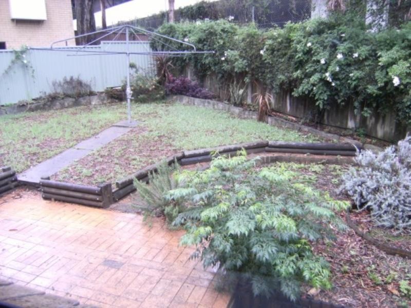 3 Garthowen Cres, Castle Hill NSW 2154