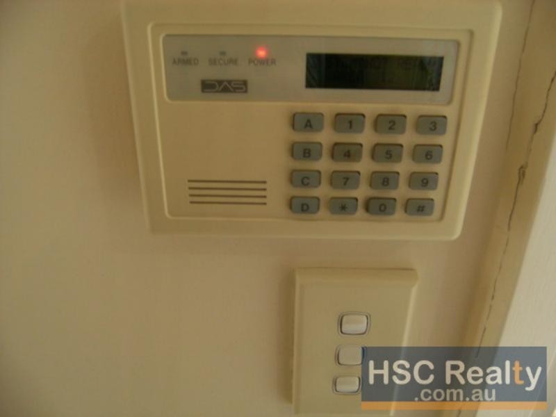 3 Garthowen Cres, Castle Hill NSW 2154