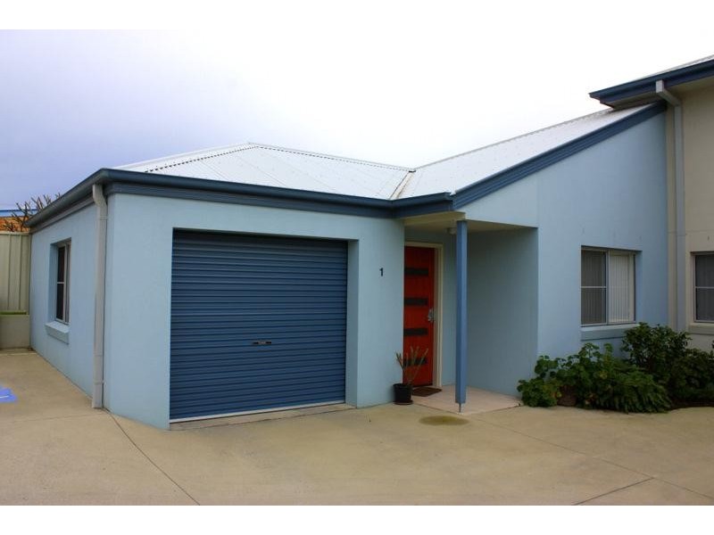 1/3-5 Bowra St, Urunga NSW 2455
