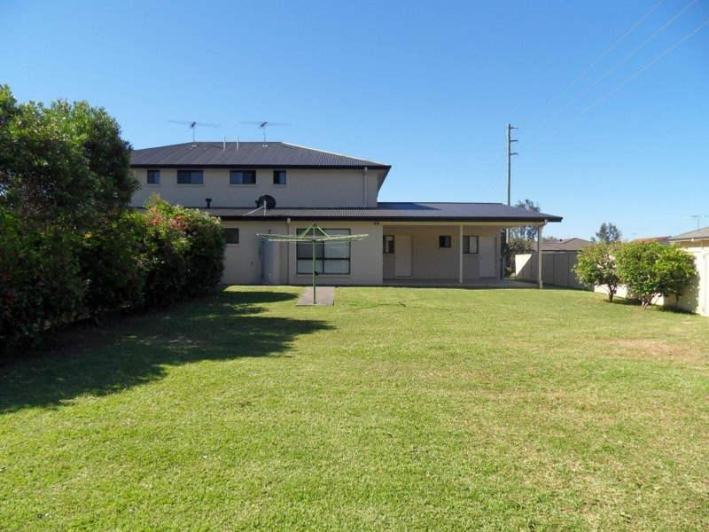 8 Melaleuca  Pl, Urunga NSW 2455