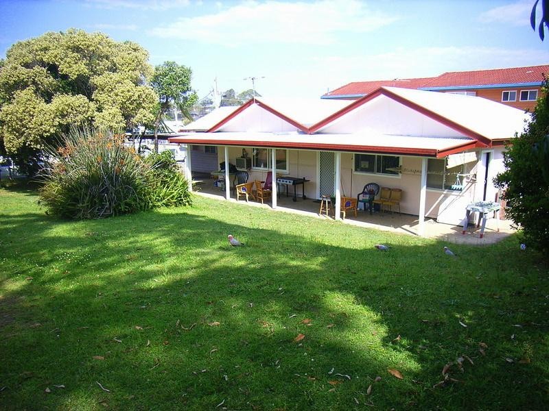 21-23 Orara  St, Urunga NSW 2455