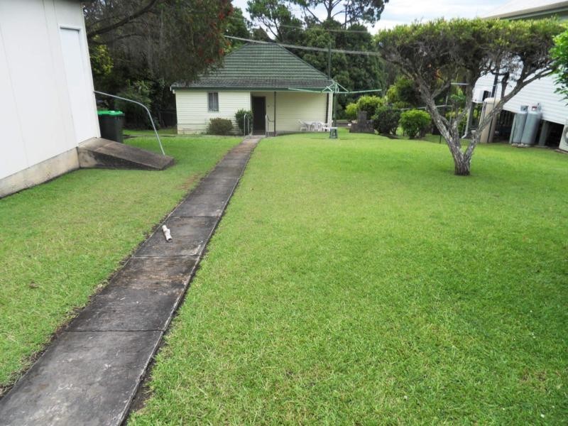 4 Bonville St, Urunga NSW 2455