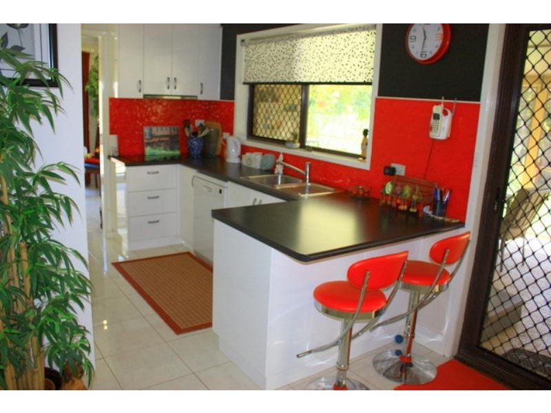 19 Wenonah Cl, Urunga NSW 2455